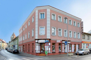  Hotel zur Sonne  Корнейбург